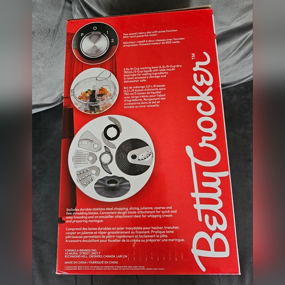 Betty Crocker 8-Cup/2.0 L Food Processor, 500 Watts - Picture 4 of 5